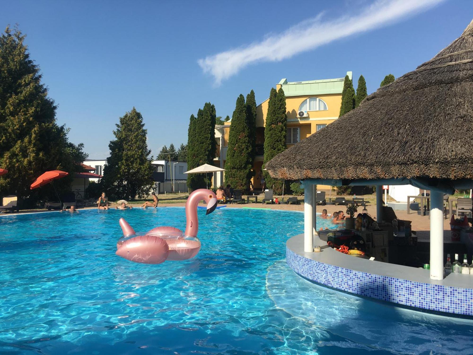 Ocean Apartment Siofok Luaran gambar